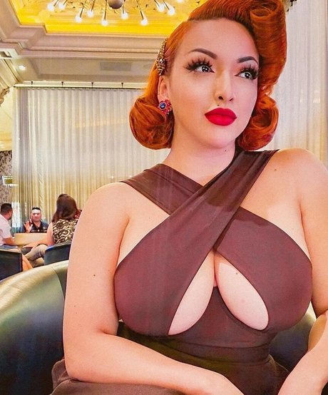 PinUpDollAshleyMarie sex actress image