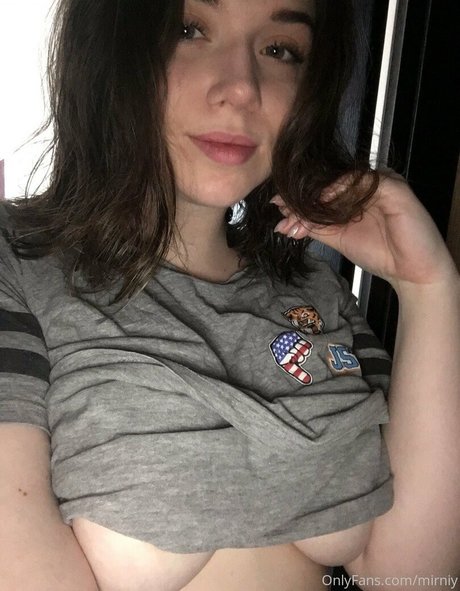 mirniy model porn galleries