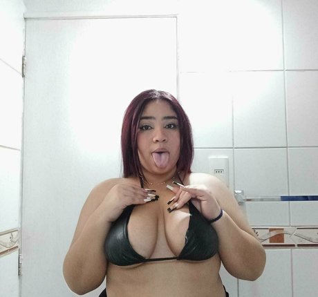 kimbunny4 naked pornstar pic