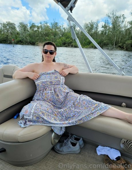 deealice art actress pic