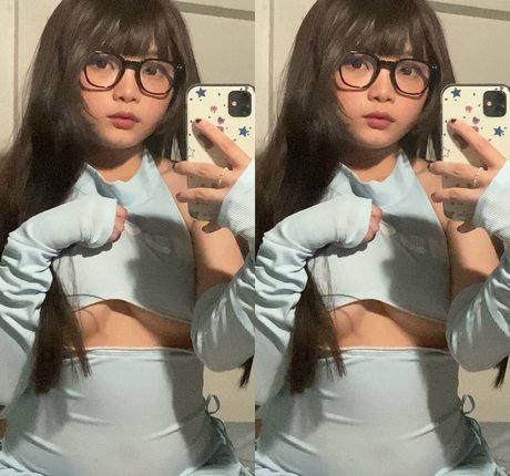 yukxwaii star erotic picture