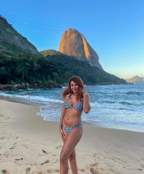 Catarina Holanda exclusive star gallery