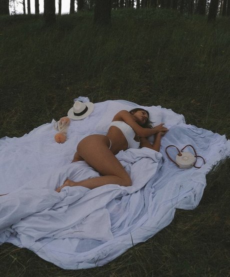 Lybov Kalish naked actress photos