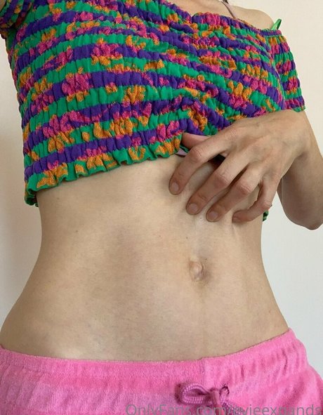 evieexpands pornstar adult gallery