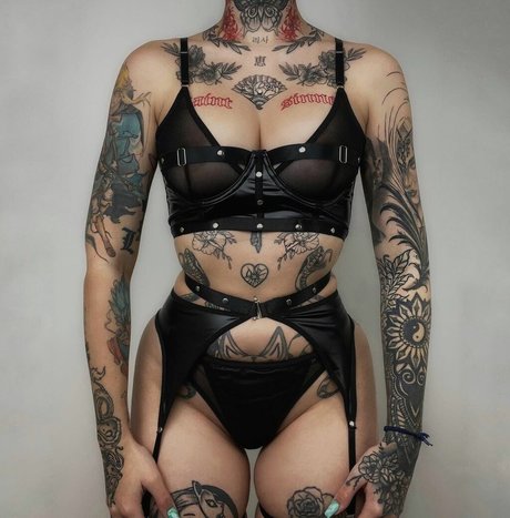 yami liia high quality pornstar img