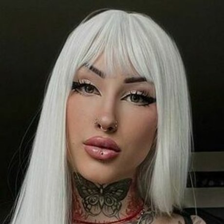 yami liia porn model pics