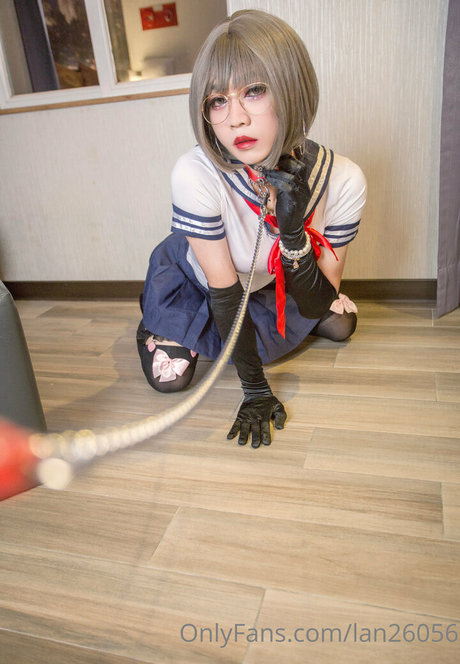 lan26056 top model photo