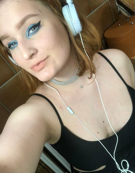 asya4u erotic model photo