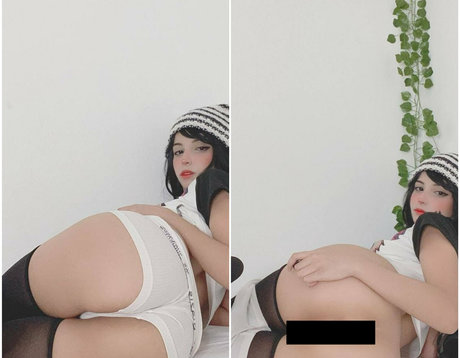 annekuronofree nude star pic