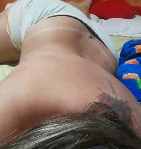 Cris AngelCris star sexy image