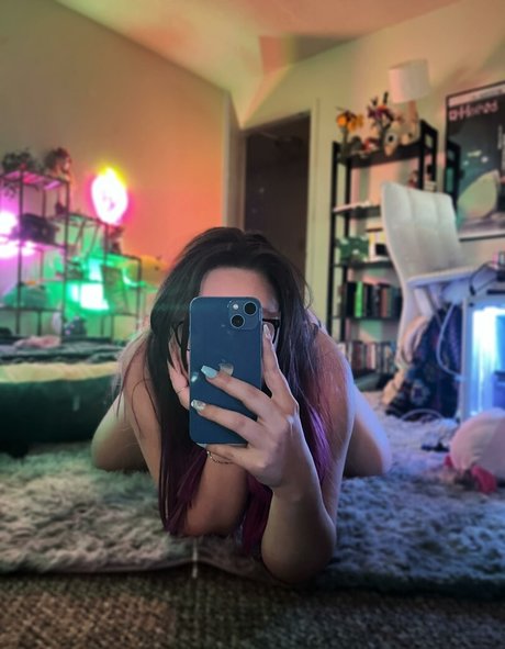 Strawbre pornstar beautiful pictures