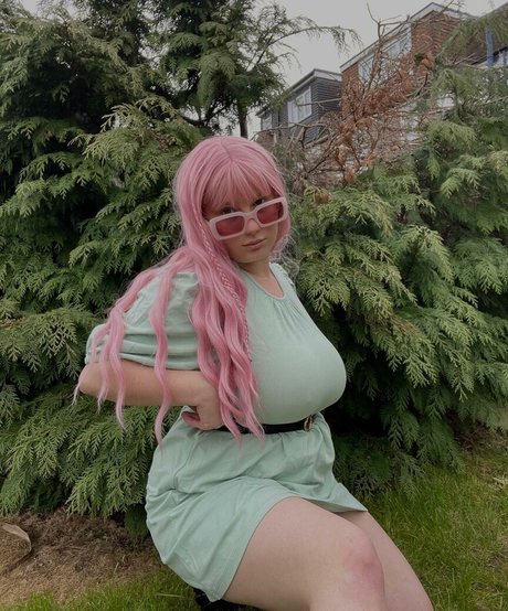 Meganlmack5 model hd pic