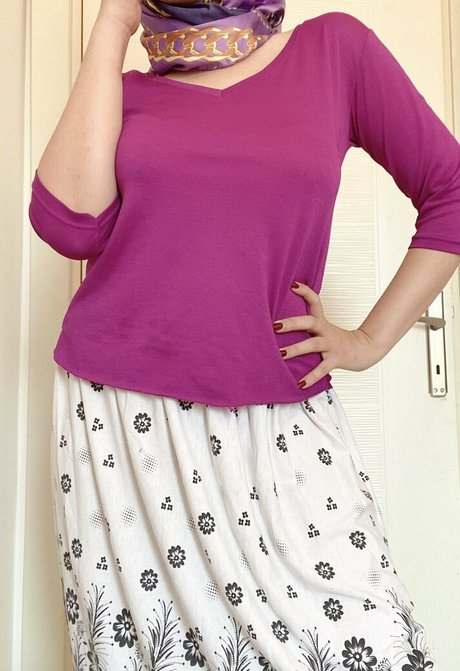 arabiano naked model img