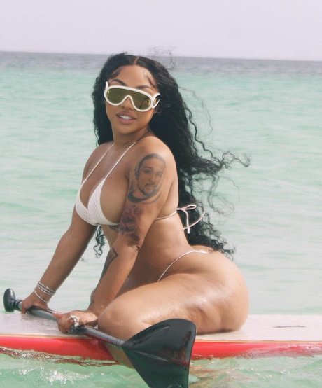 Ari Fletcher star exclusive photos