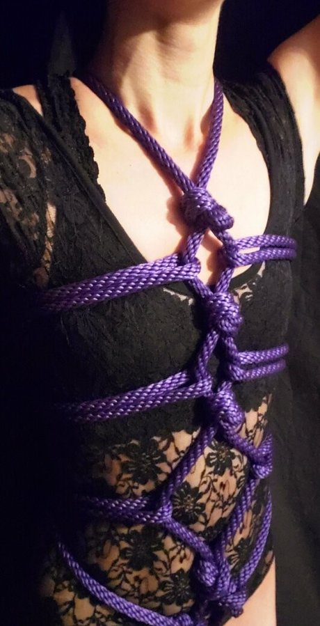 nekogoth23 nude model photo