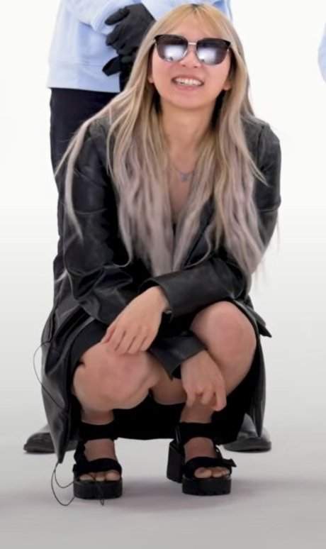 Yvonnie model hd photo