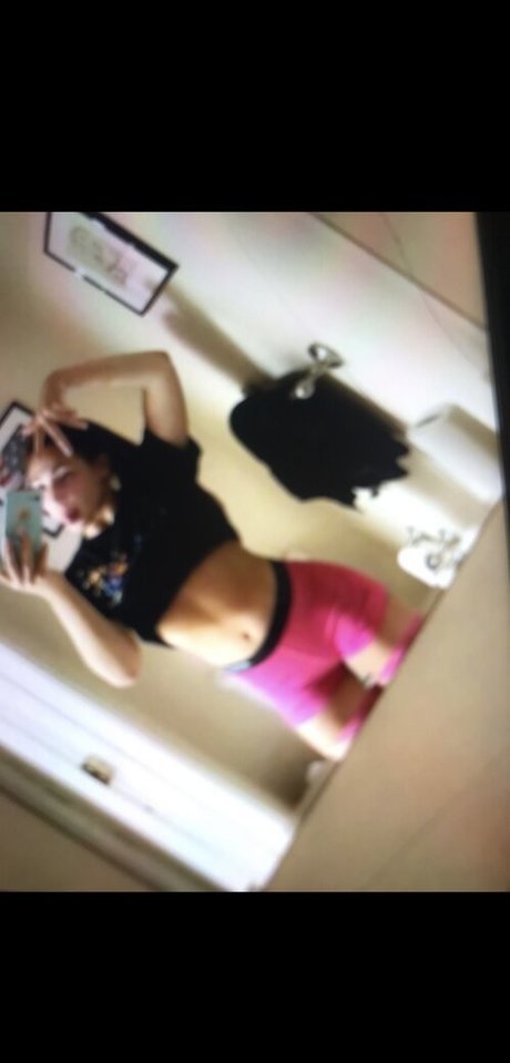 Jenna Sinatra star erotic photos