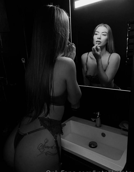 katelikefate free actress pictures