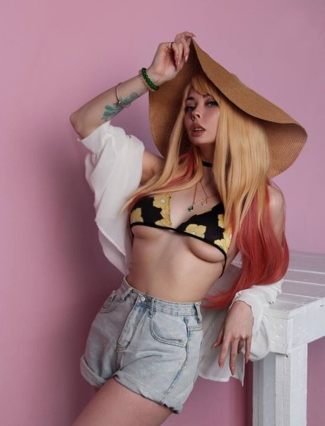 Hessakai pornstar hot pictures