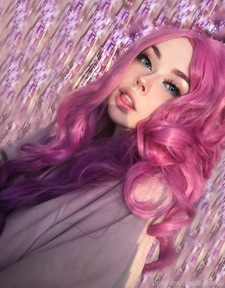 Hessakai model sexy images