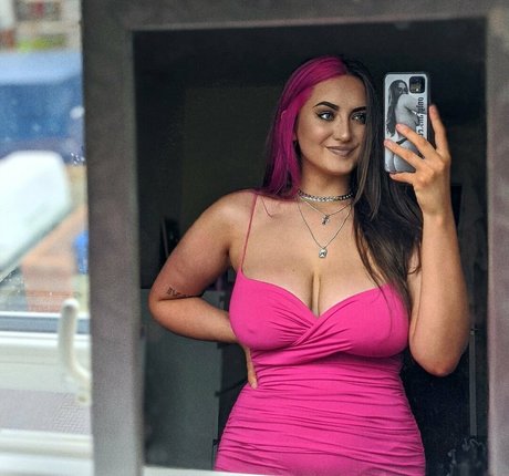 Scoopy free model pictures