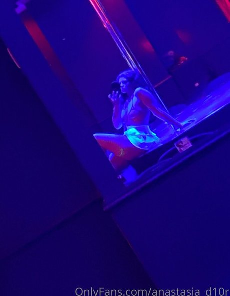 anastasia d10r nudes actress pics