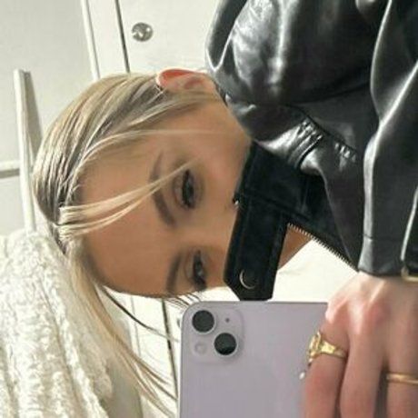 havensiris nice actress photos