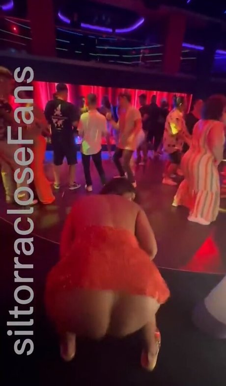 Sil Torra Torra top star pic