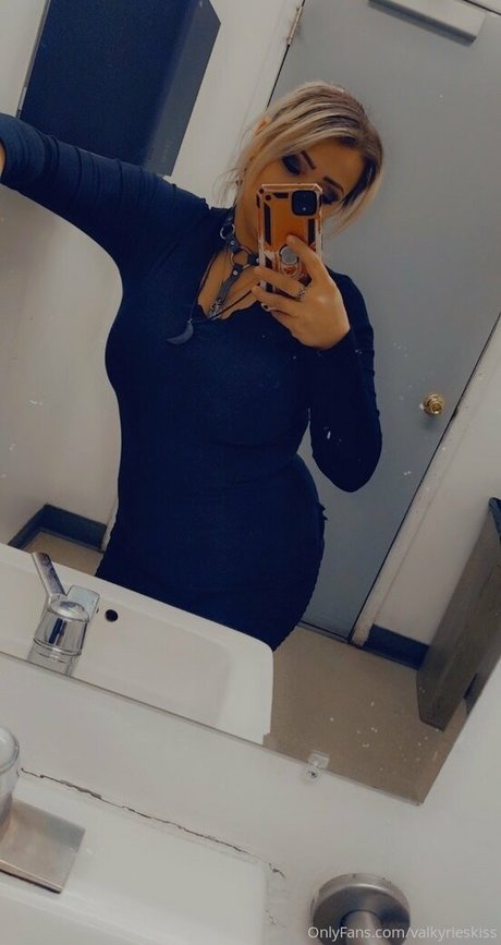 valkyrieskiss pretty pornstar pictures