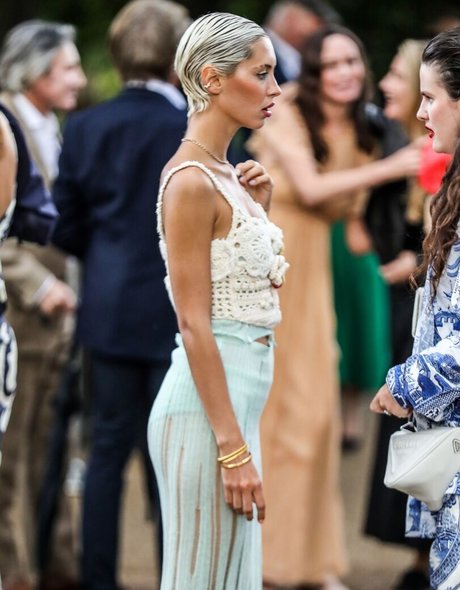 Iris Law top star galleries