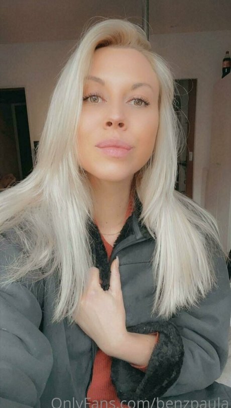 benzpaula naked actress pictures