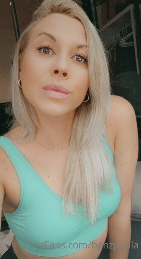 benzpaula hot pornstar img