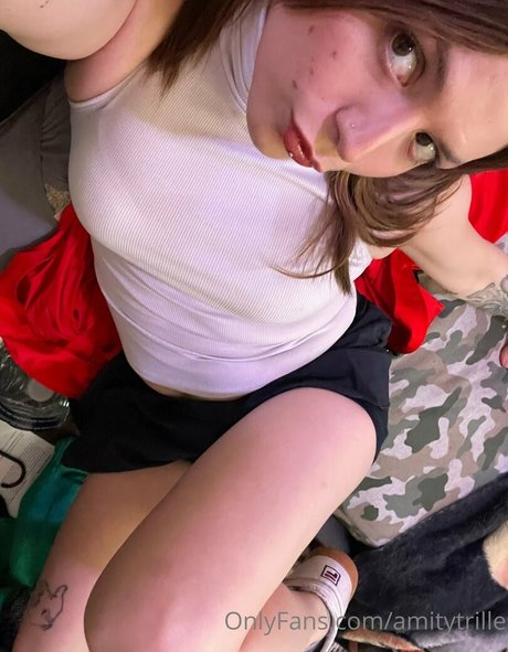 amythrill pornstar erotic images