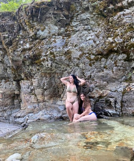 Cassidy Mceown model top photos