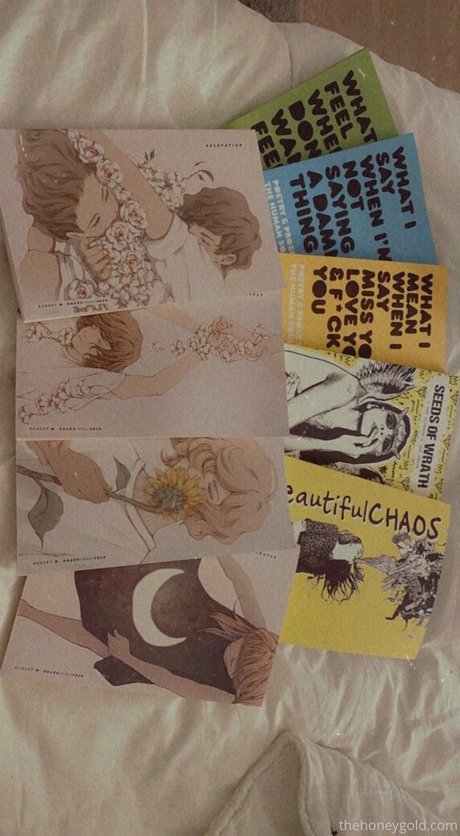 honeygold model pretty photo