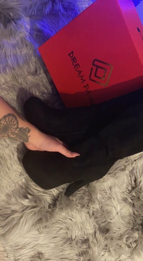 twins sisters onlyfans nudes images