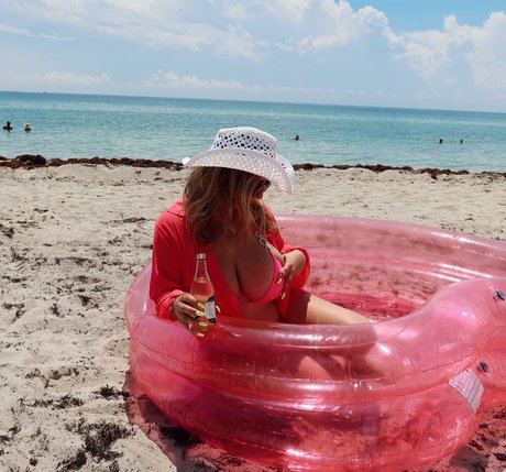 Jolieboero xxx star photo