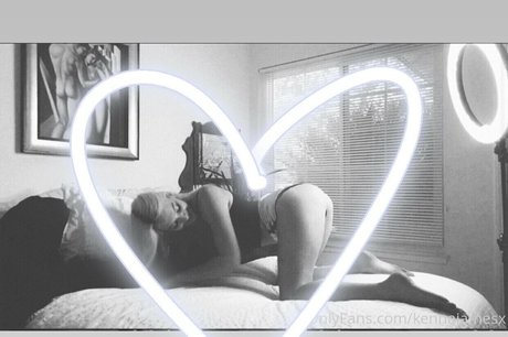 kennajamesx pornstar nude img