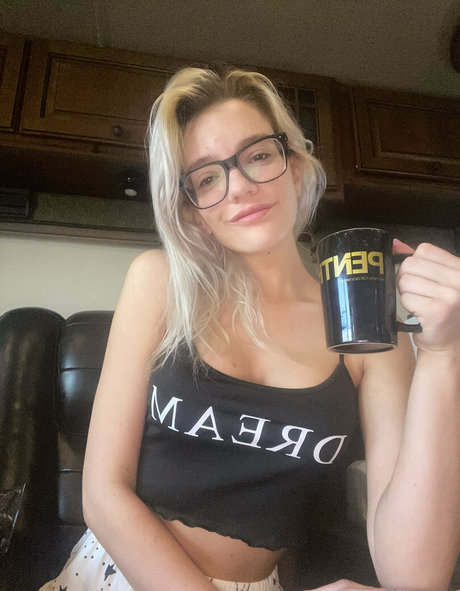 kennajamesx perfect actress galleries