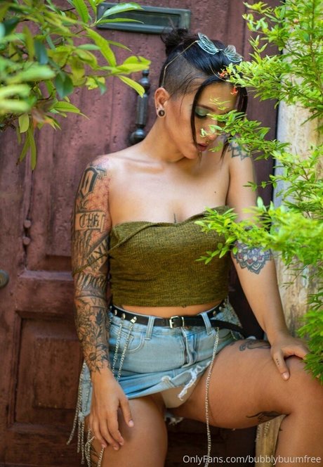 bubblybuumfree star pornographic pics