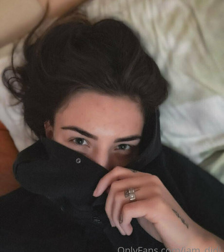 iam didi hot star pic