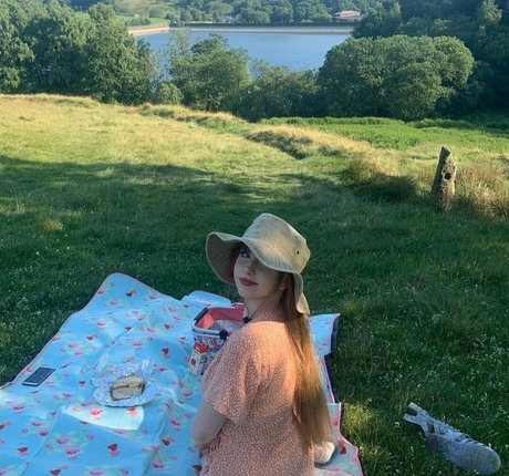 Maisie Francesca model img