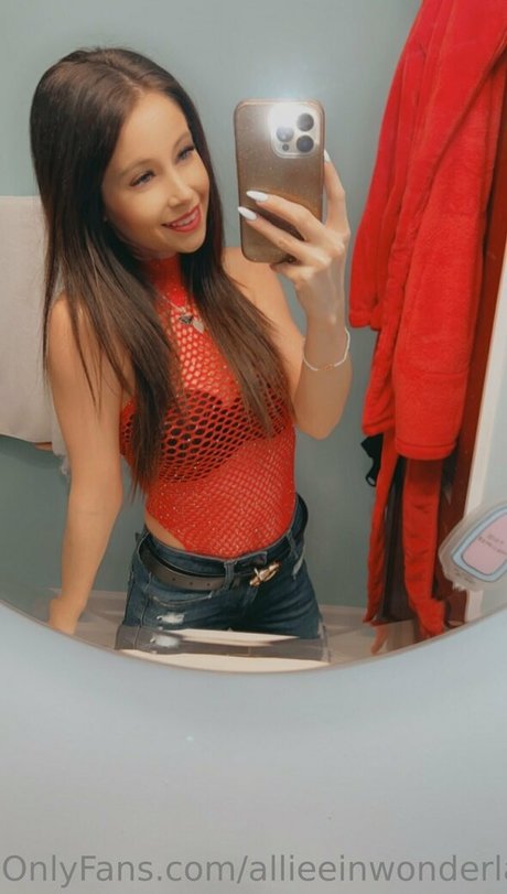 thealliepaigefree star adult pics