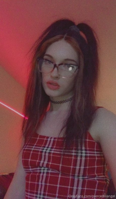 piercedlilangel beautiful star photos