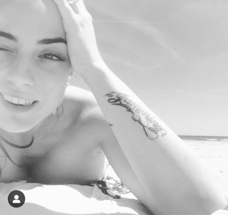 Andrea bepe nude model picture