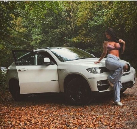 Siobhan Ward porn actress images