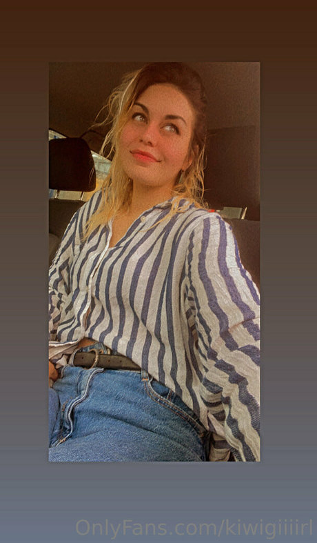 kiwigiiiirl pornstar nude img