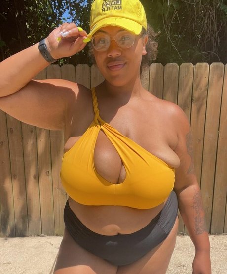 WeightOffAsh beautiful model gallery