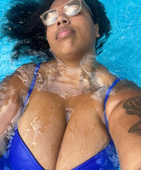 WeightOffAsh star hd gallery