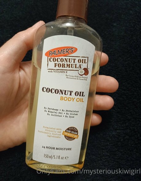 mysteriouskiwigirl xxx pornstar images